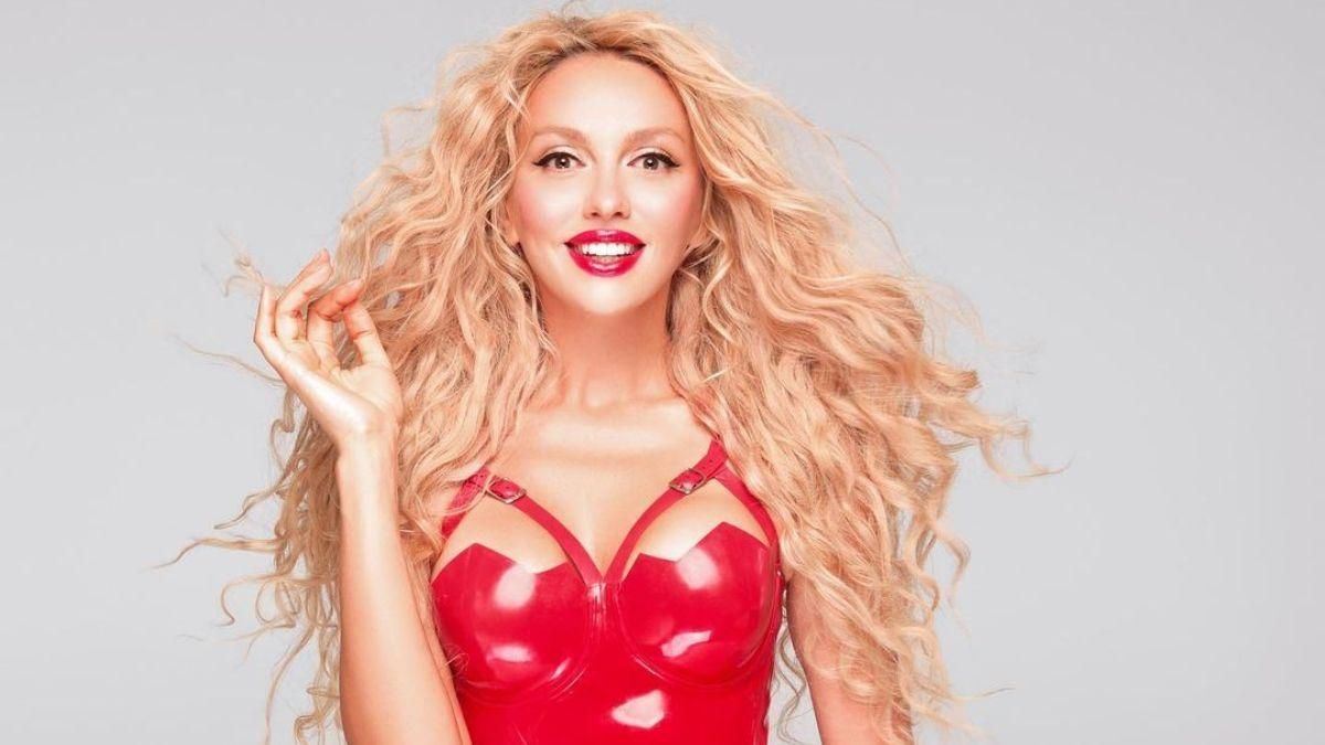 Скандал у прямому ефірі: Оля Полякова поговорила з Віктором Ляшком Скандал у прямому ефірі: Оля Полякова поговорила з Віктором Ляшком