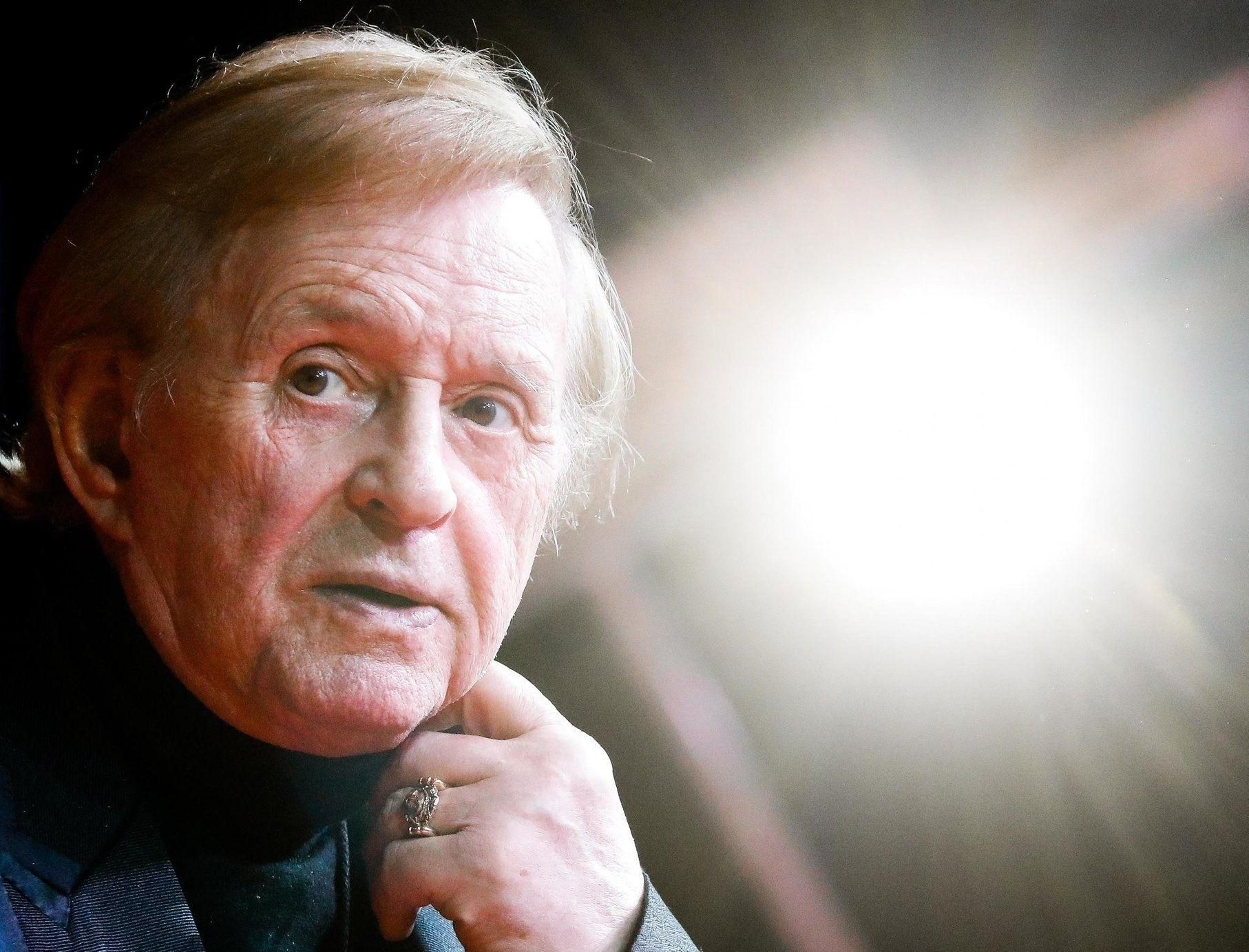 У Москві попрощались з Романом Віктюком: відео У Москві попрощались з Романом Віктюком: відео