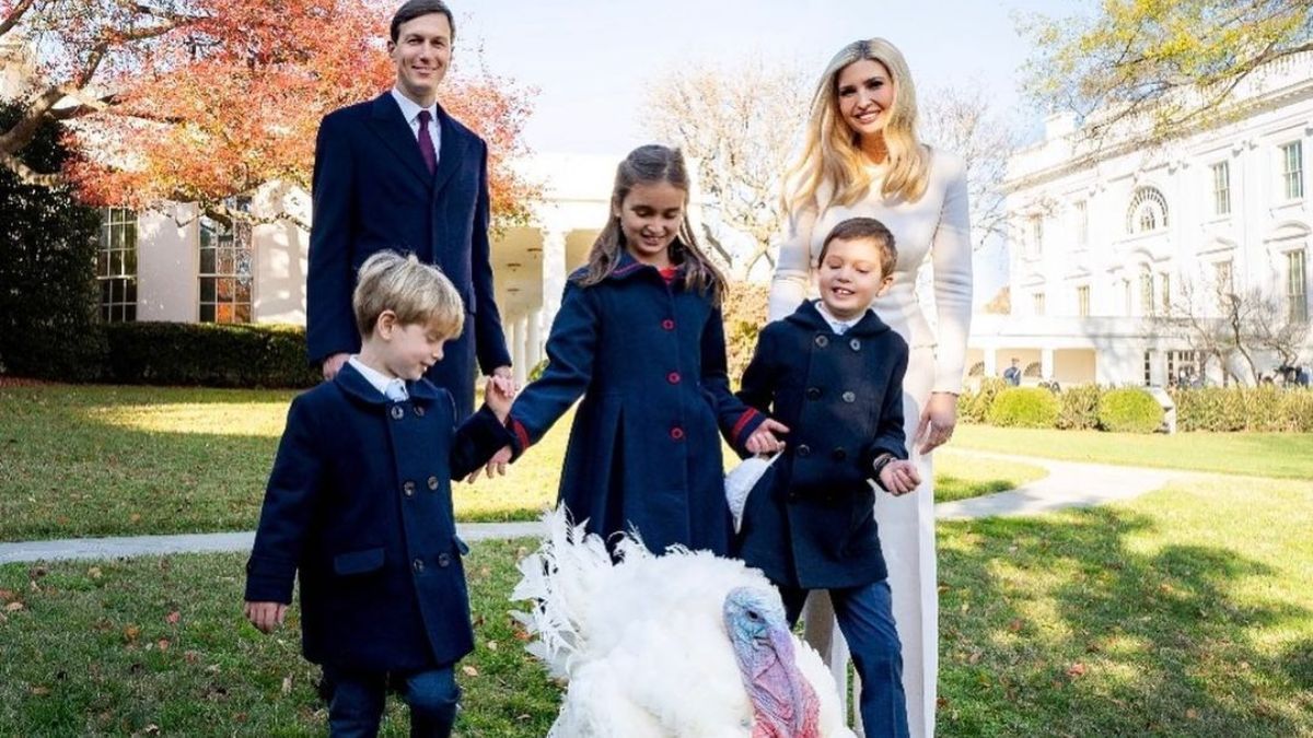 Іванка Трамп зачарувала мережу сімейним фото