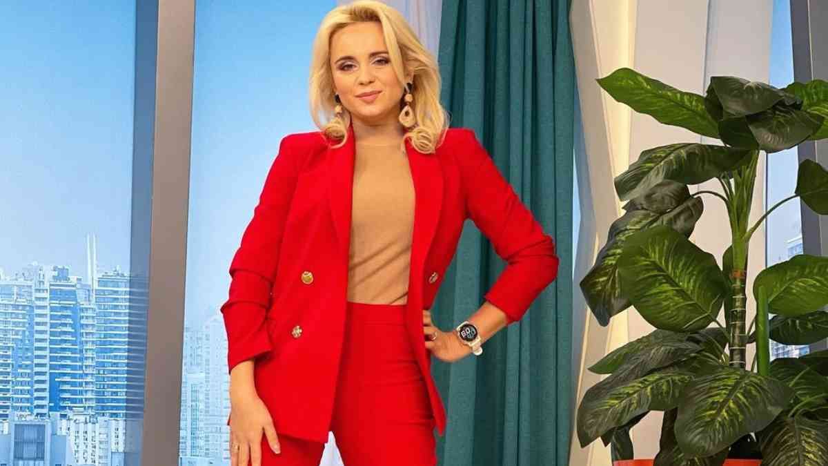 Лілія Ребрик в перший день зими похизувалася елегантним образом Лілія Ребрик в перший день зими похизувалася елегантним образом