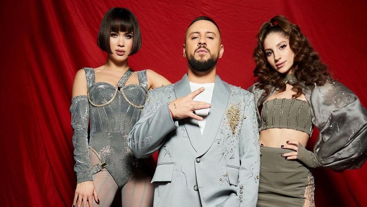 Монатик с подопечными Lida Lee и NiNO Монатик с подопечными Lida Lee и NiNO