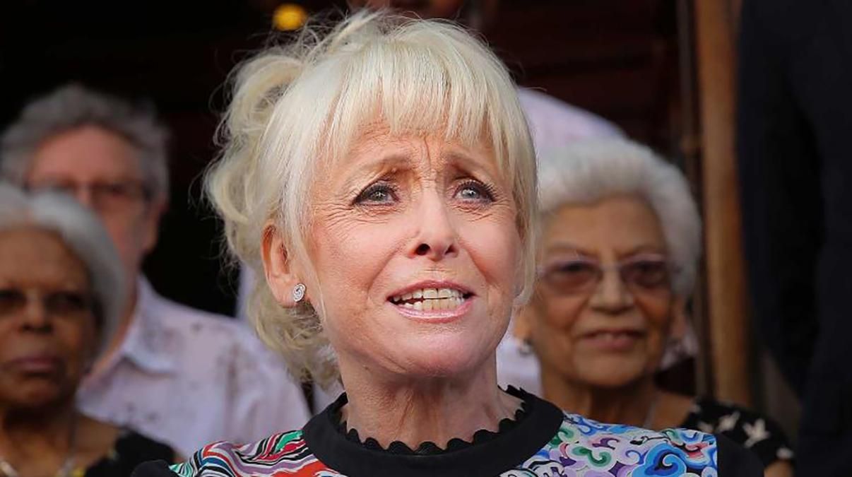 Померла Барбара Віндсор: біографія, фільми Померла Барбара Віндсор: біографія, фільми