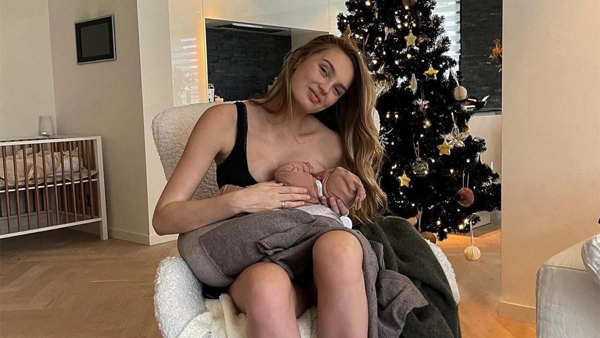 Ромі Стрейд з донечкою Ромі Стрейд з донечкою