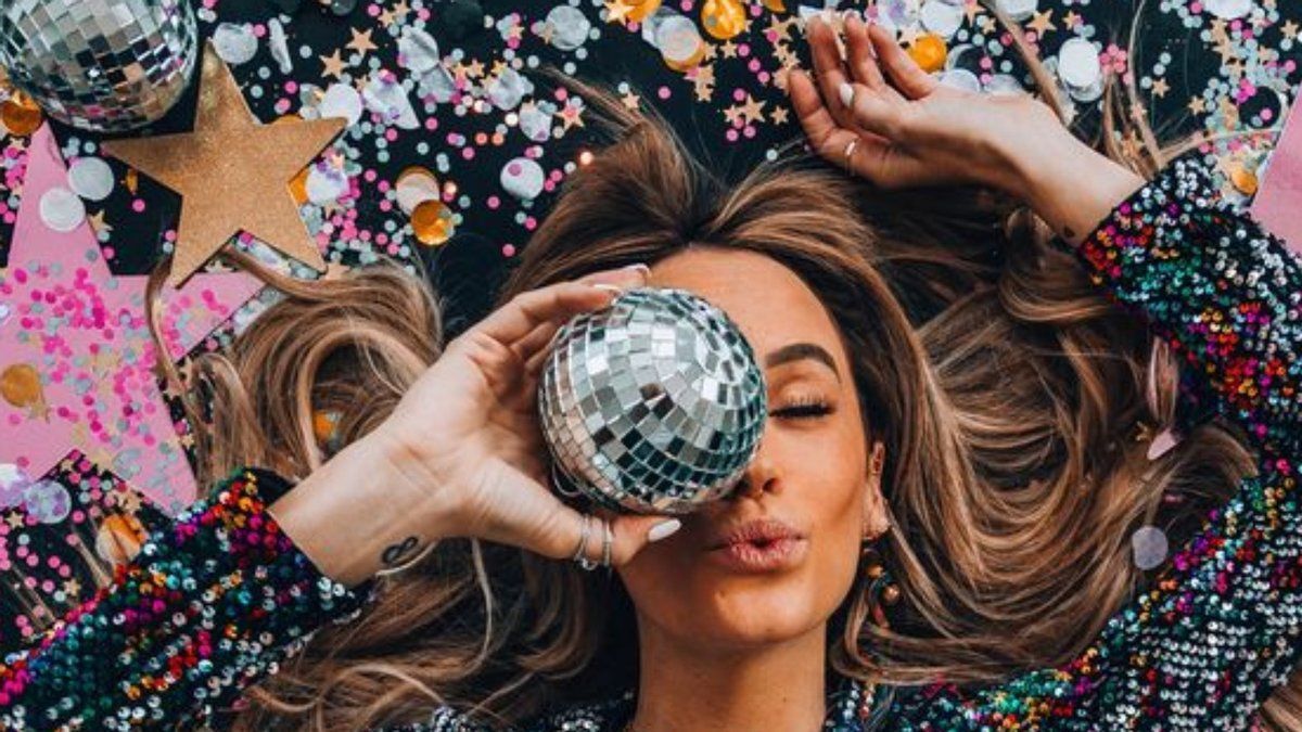 Стильные образы в новогоднюю ночь: яркая подборка Стильные образы в новогоднюю ночь: яркая подборка