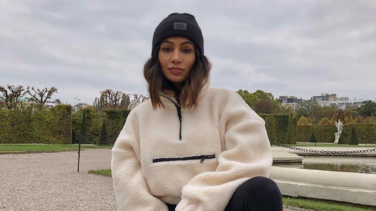 Как носить трендовые свитера с молнией - яркий пример Как носить трендовые свитера с молнией - яркий пример