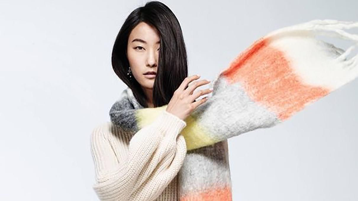 Актуальні моделі шарфів на зиму 2021