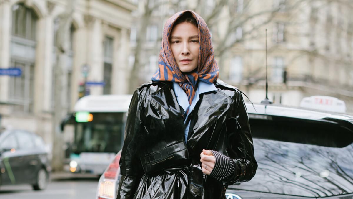 Главный хит зимы – косынка: как носить модный головной убор Главный хит зимы – косынка: как носить модный головной убор