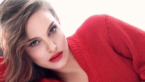 Червоного багато не буває: Наталі Портман ефектно представила нову помаду Dior – відео