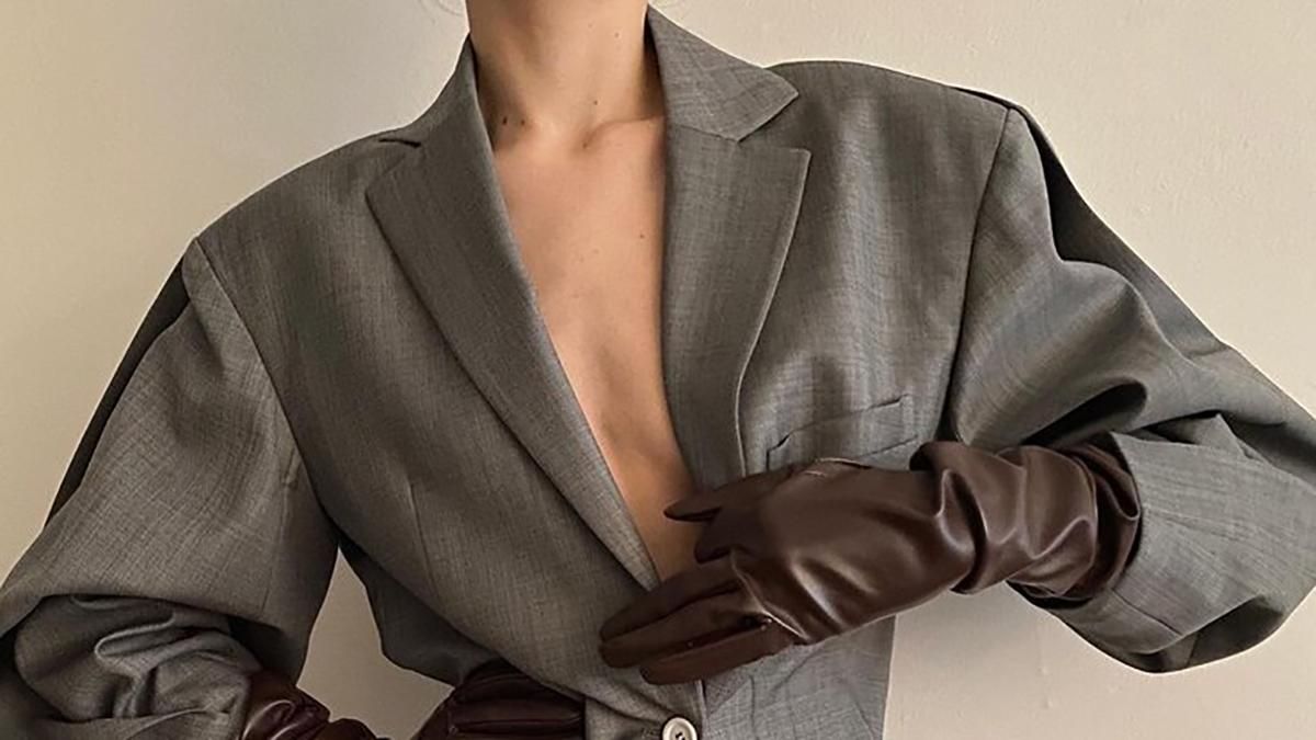 Акцент на плечи - модный силуэт весны фото Акцент на плечи - модный силуэт весны фото