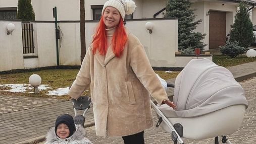 Светлана Тарабарова показала, как развлекалась с сыном на санках: милые фото