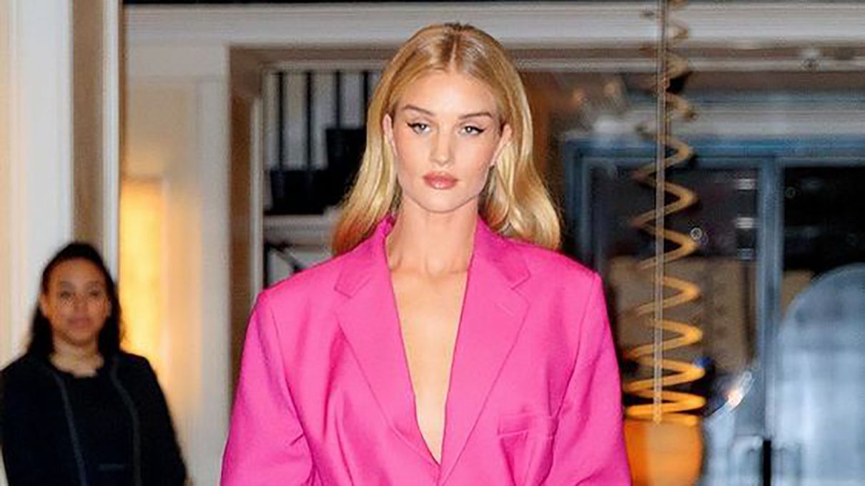 Образи на День Валентина у стилі Розі Гантінгтон-Вайтлі: фото Образи на День Валентина у стилі Розі Гантінгтон-Вайтлі: фото