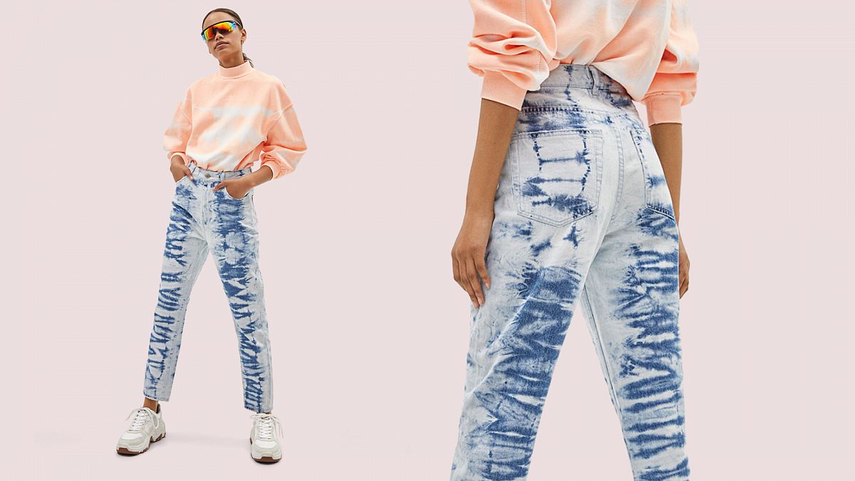 Як пофарбувати джинси в техніці тай-дай: 5 кроків Як пофарбувати джинси в техніці тай-дай: 5 кроків