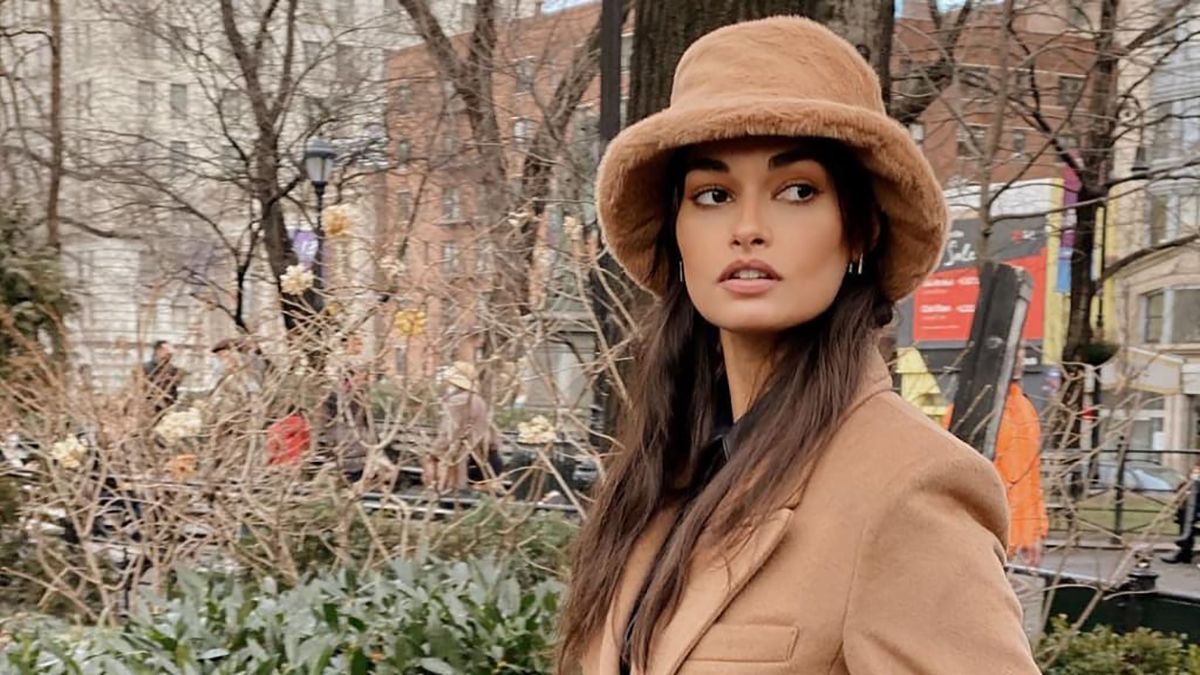 Жизель Олівейра у панамі українського бренду: фото Жизель Олівейра у панамі українського бренду: фото