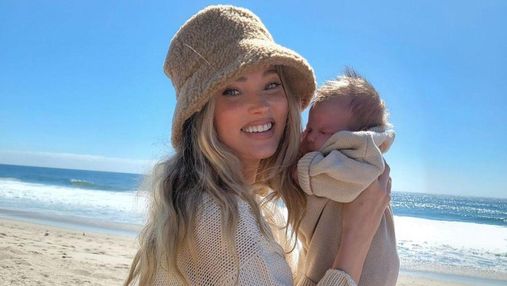 На пляжі: Ельза Госк замилувала мережу фото з маленькою донечкою 