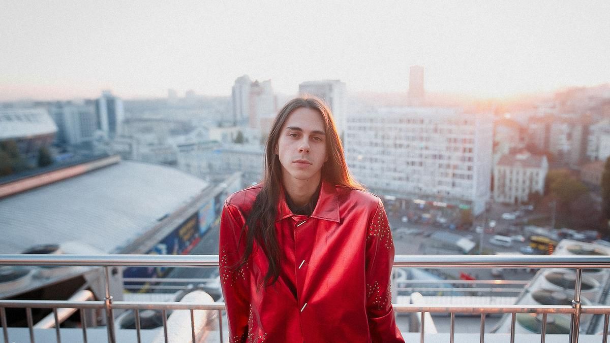 Жан Грицфельдт назвал главные элементы одежды этой весны: фото Жан Грицфельдт назвал главные элементы одежды этой весны: фото