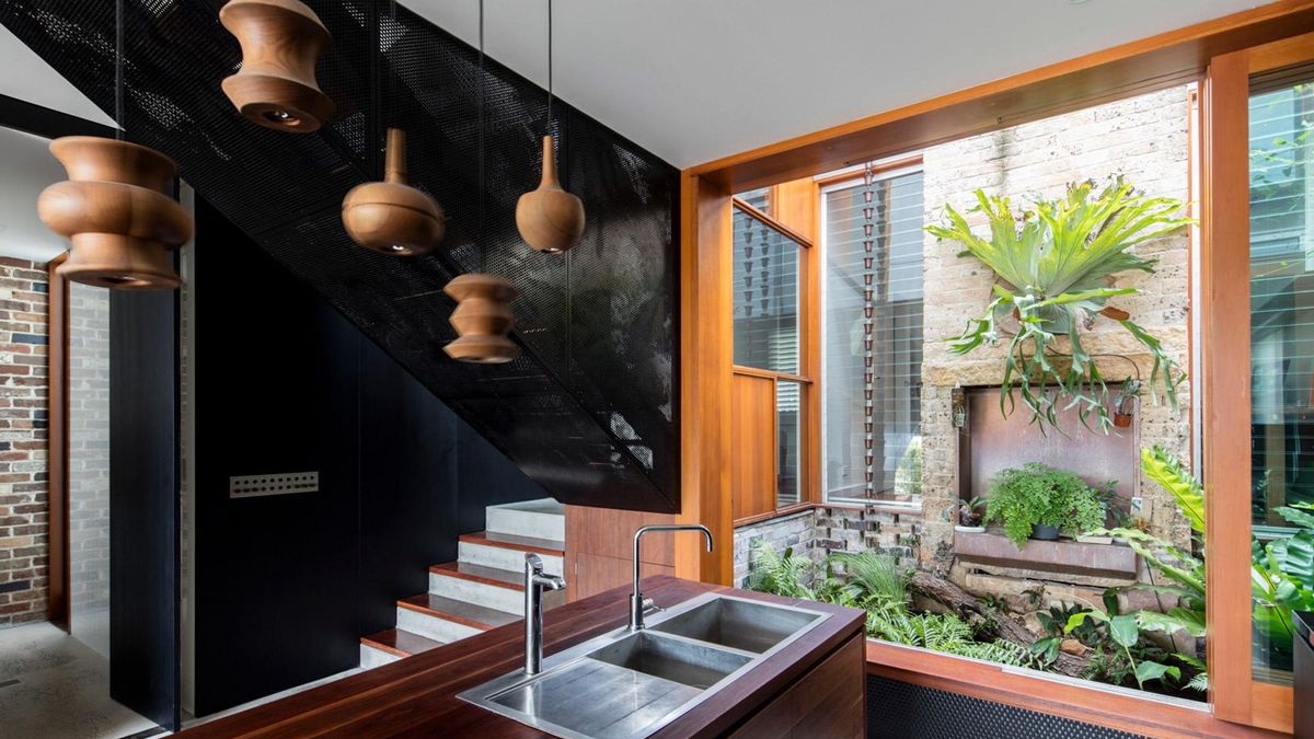 Будинок з чорними стінами: фото стильного помешкання в Австралії