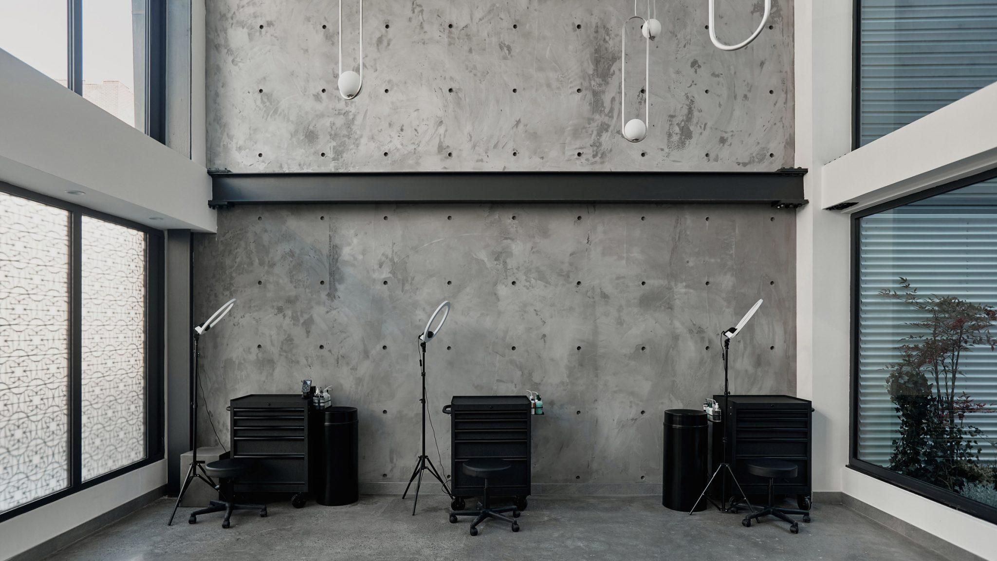 Тату-салон в Нью-Йорке: фото расслабляющего интерьера Тату-салон в Нью-Йорке: фото расслабляющего интерьера