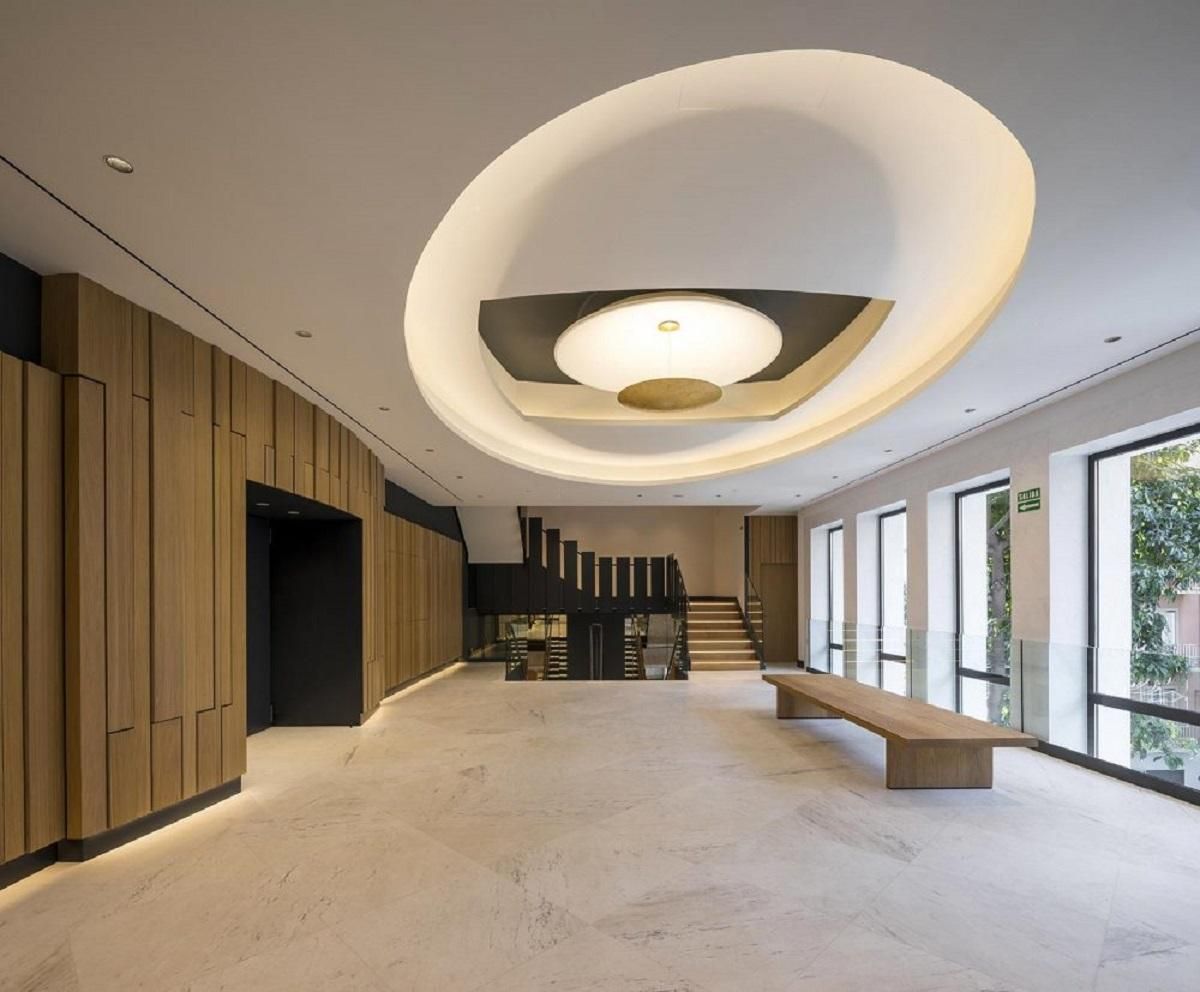 Светильники отраженного света – новый тренд 2021: фотопримеры Светильники отраженного света – новый тренд 2021: фотопримеры