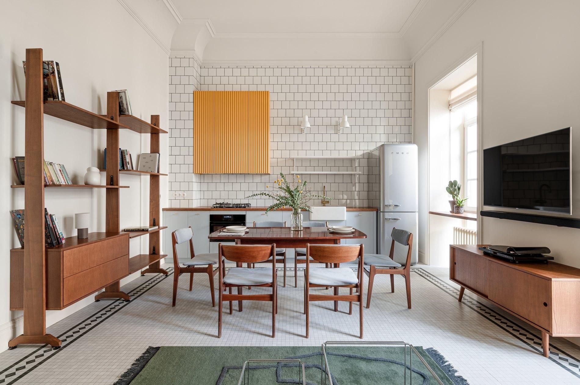 Квартира на Золотых воротах с высокими потолками: фото интерьера Квартира на Золотых воротах с высокими потолками: фото интерьера