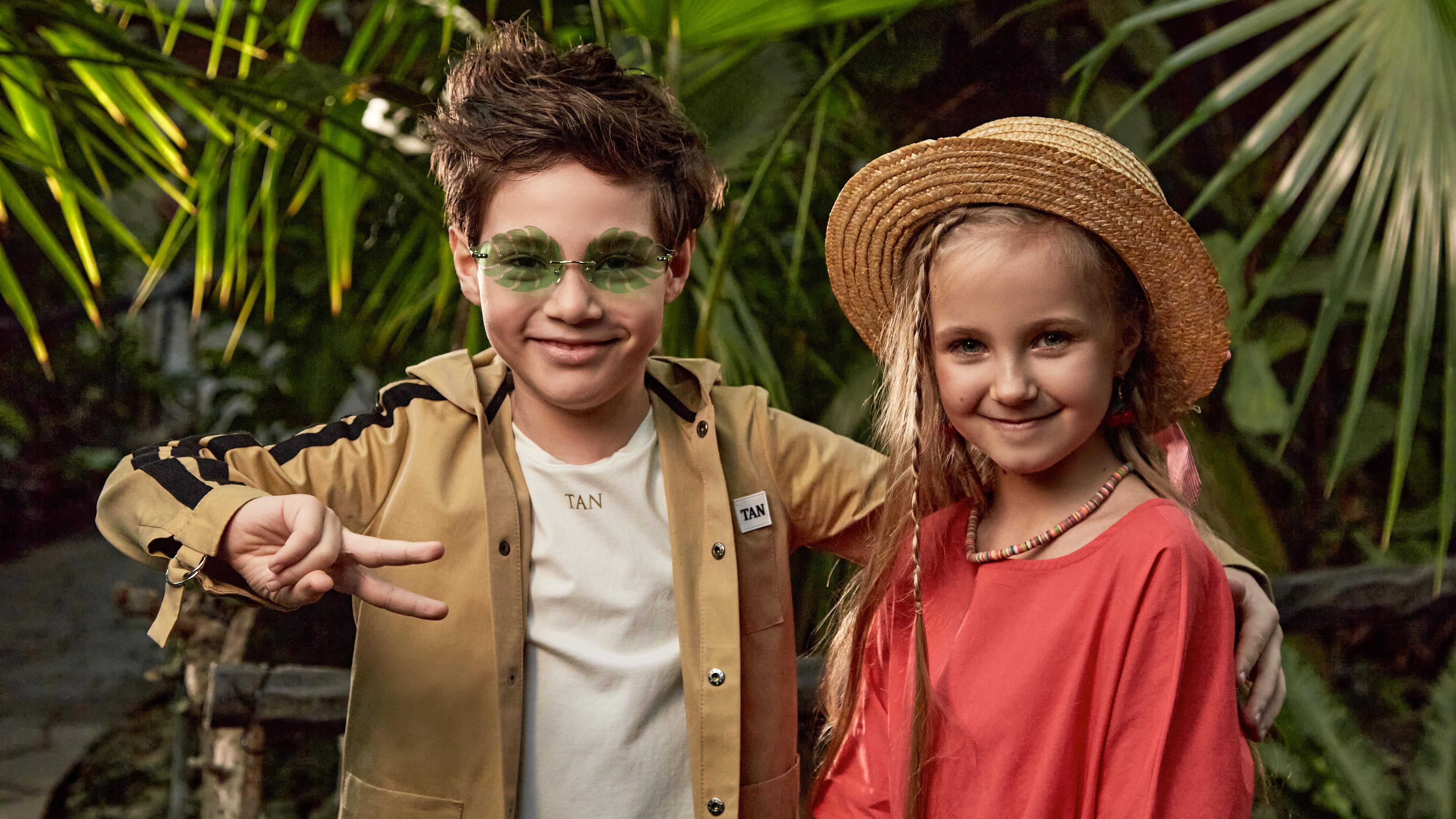 Андре Тан представив дитячу колекцію одягу Андре Тан представив дитячу колекцію одягу