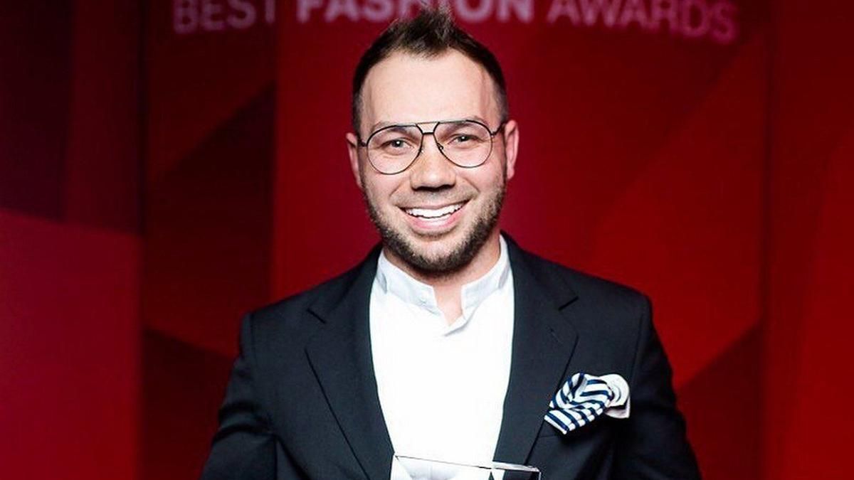 Ценные советы Андре Тана относительно базовых сумок и обуви Ценные советы Андре Тана относительно базовых сумок и обуви