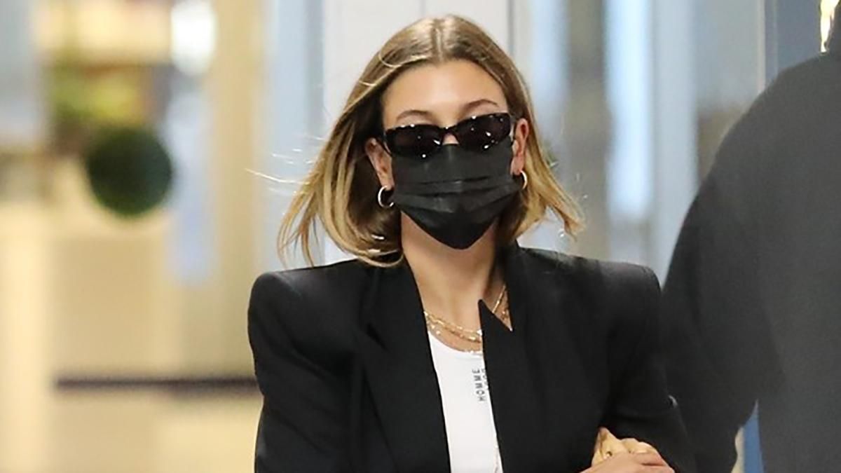 Новий вихід Гейлі Бібер Новий вихід Гейлі Бібер