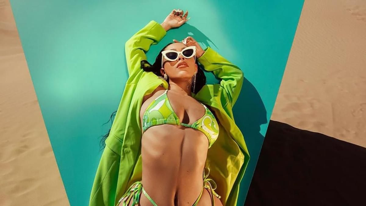 Стильна фотосесія співачки Doja Cat Стильна фотосесія співачки Doja Cat