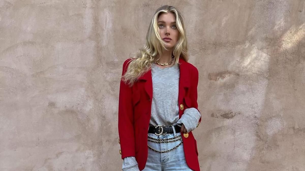 Ельза Госк прогулялася в червоному жакеті Ельза Госк прогулялася в червоному жакеті