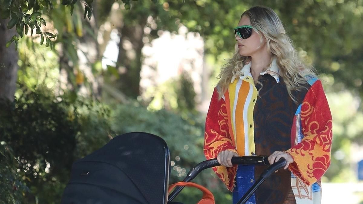 Ельза Госк показала стильний образ Ельза Госк показала стильний образ