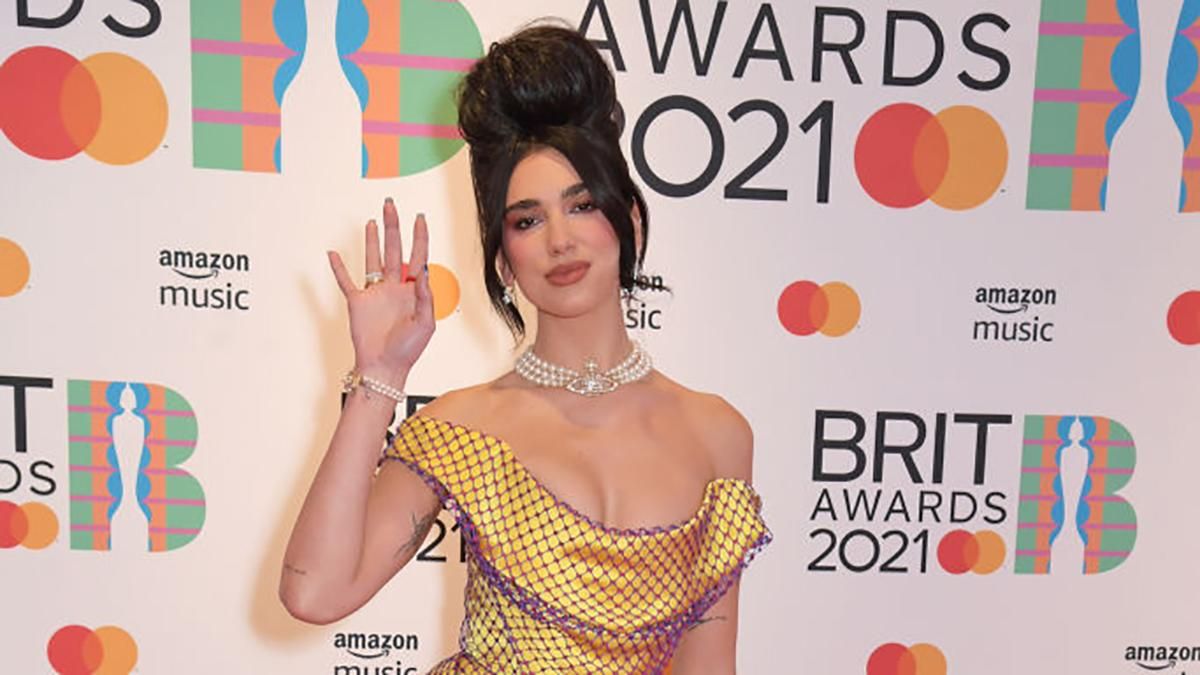 Сміливий образ Дуа Ліпи Сміливий образ Дуа Ліпи