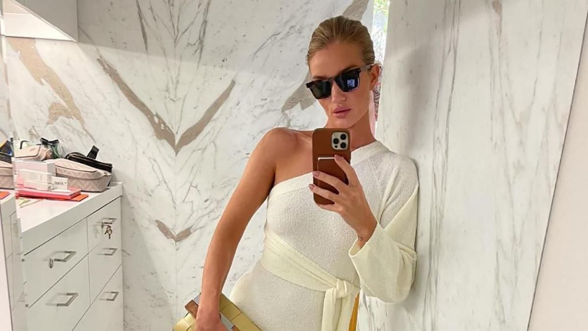 Стильні літні аутфіти Розі Гантінгтон-Вайтлі Стильні літні аутфіти Розі Гантінгтон-Вайтлі