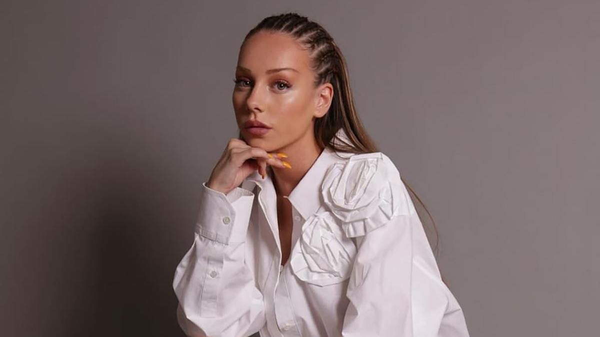 Естер Еспосіто знялася у стильному образі Естер Еспосіто знялася у стильному образі