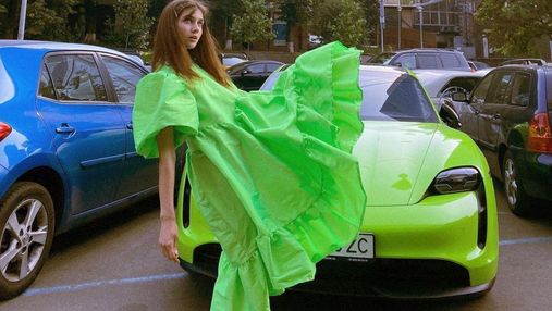 Jerry Heil приголомшила яскравим образом у зеленій сукні: фото