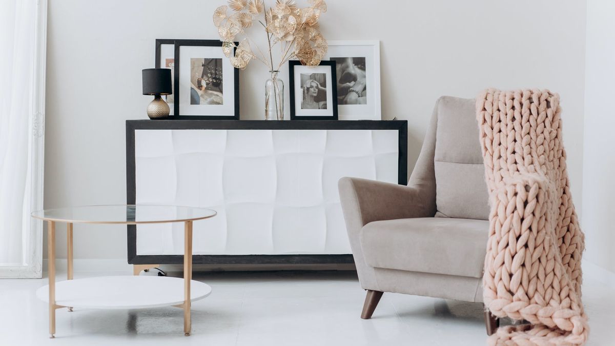 10 бюджетных способов вдохнуть новую жизнь в устаревшую и дешевую мебель