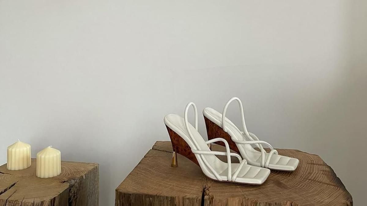 Модні босоніжки літа 2021 Модні босоніжки літа 2021