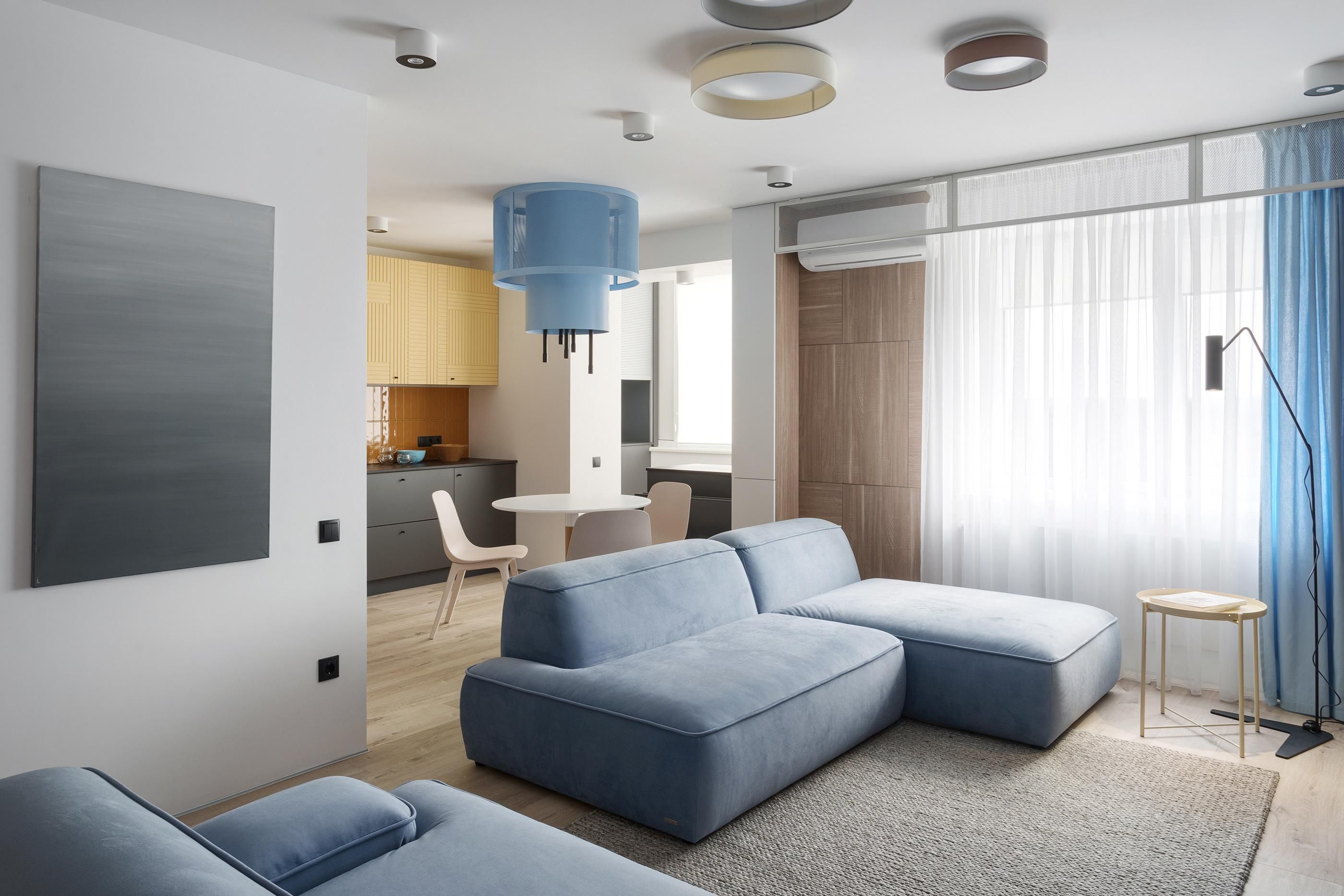Компактні апартаменти в пастельно-блакитному кольорі від української дизайнерки: фото 