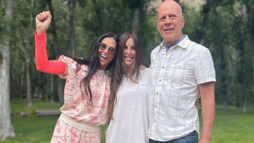 Дочь Брюса Уиллиса и Деми Мур ярко отпраздновала 30-летие с родителями