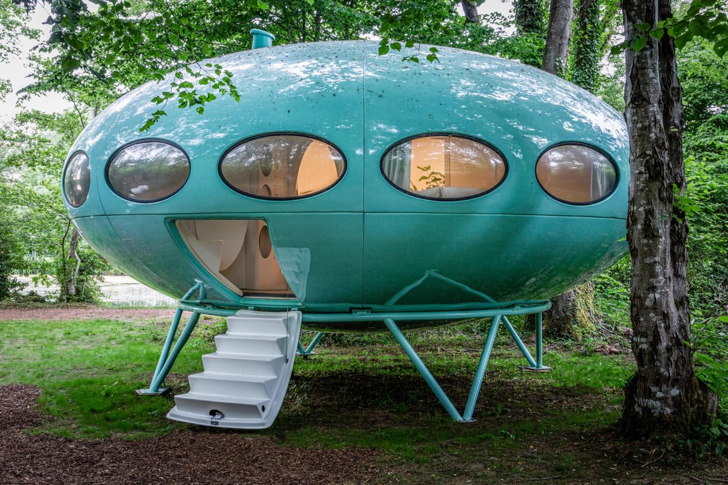 Відпочити в космічному кораблі: футуристичний дім 1960-х років - Дизайн 24