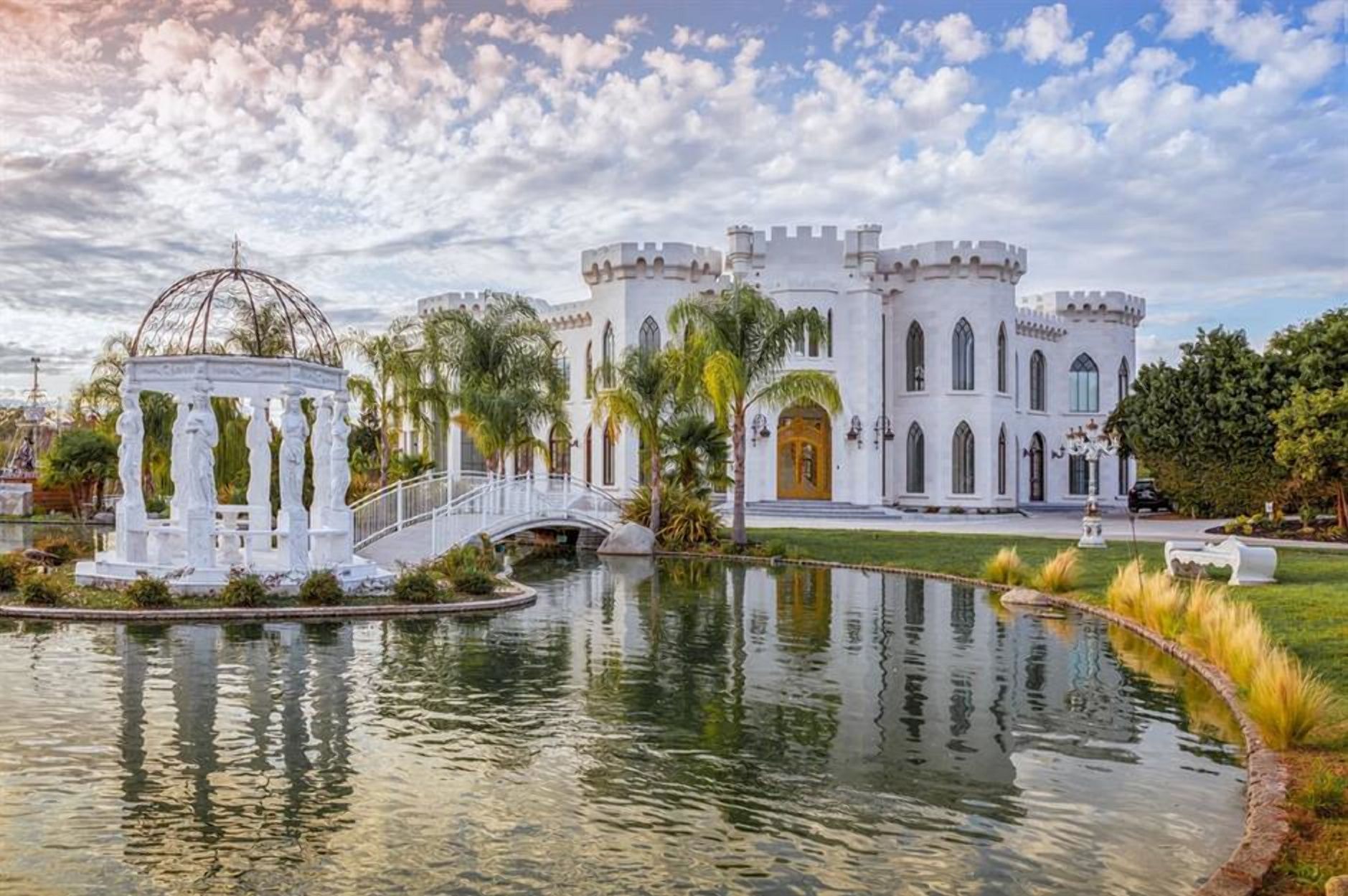 Сказочная недвижимость: удивительные замки США, в которых живут люди - Дизайн 24 Сказочная недвижимость: удивительные замки США, в которых живут люди - Дизайн 24