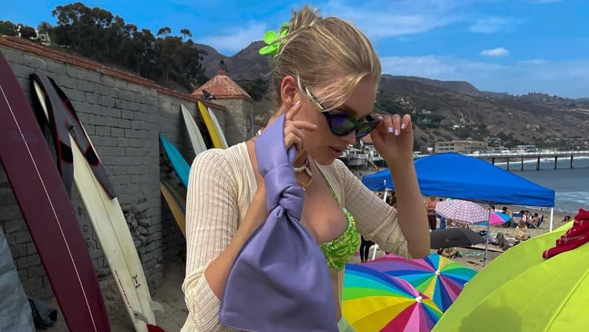 Стильный образ Эльзы Госк Стильный образ Эльзы Госк