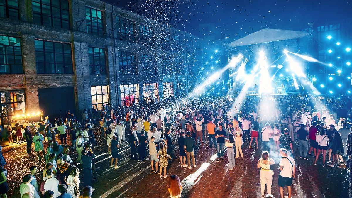 8 причин поринути у відрив на White Nights Festival. Africa 8 причин поринути у відрив на White Nights Festival. Africa