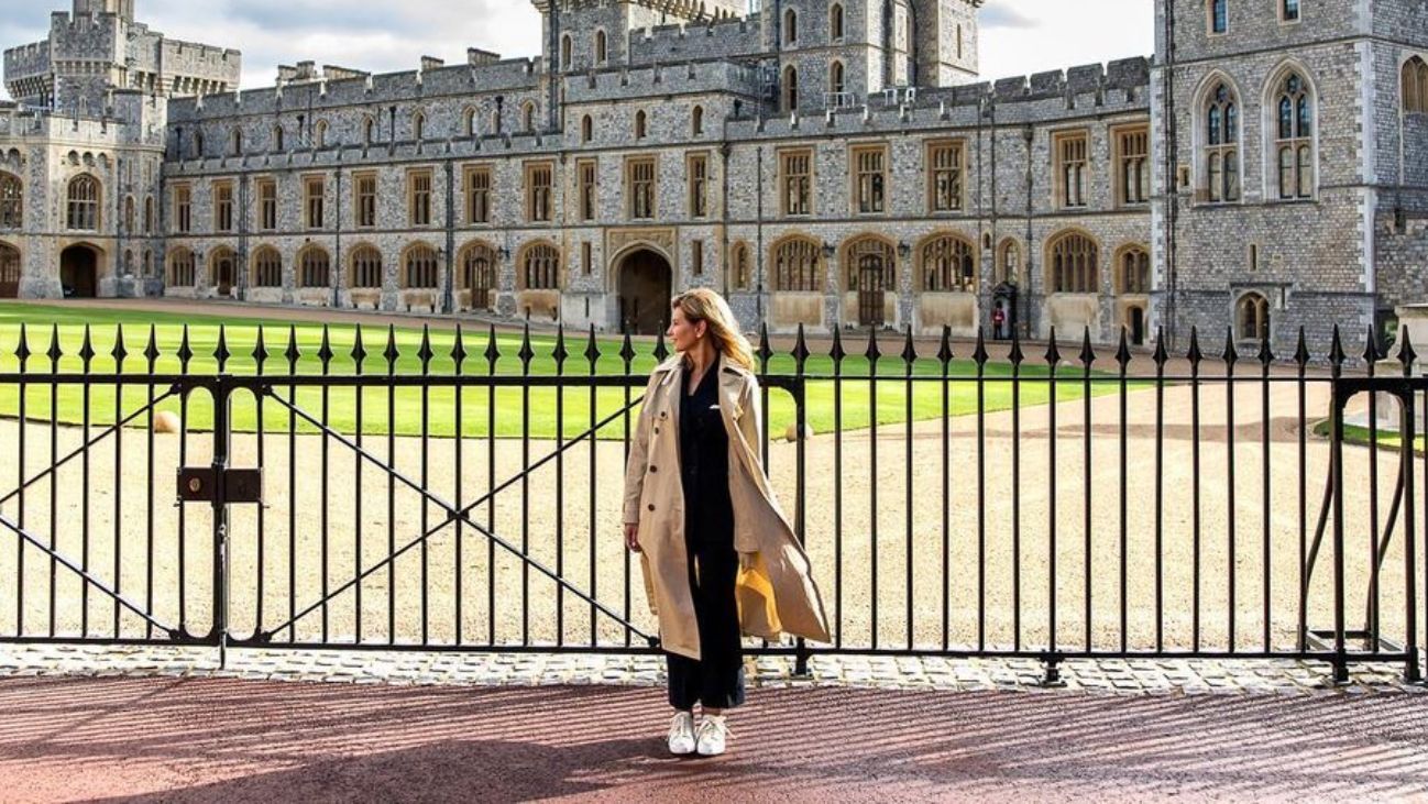 Олена Зеленська пояснила, чому любить взувати кросівки на зустрічі Олена Зеленська пояснила, чому любить взувати кросівки на зустрічі