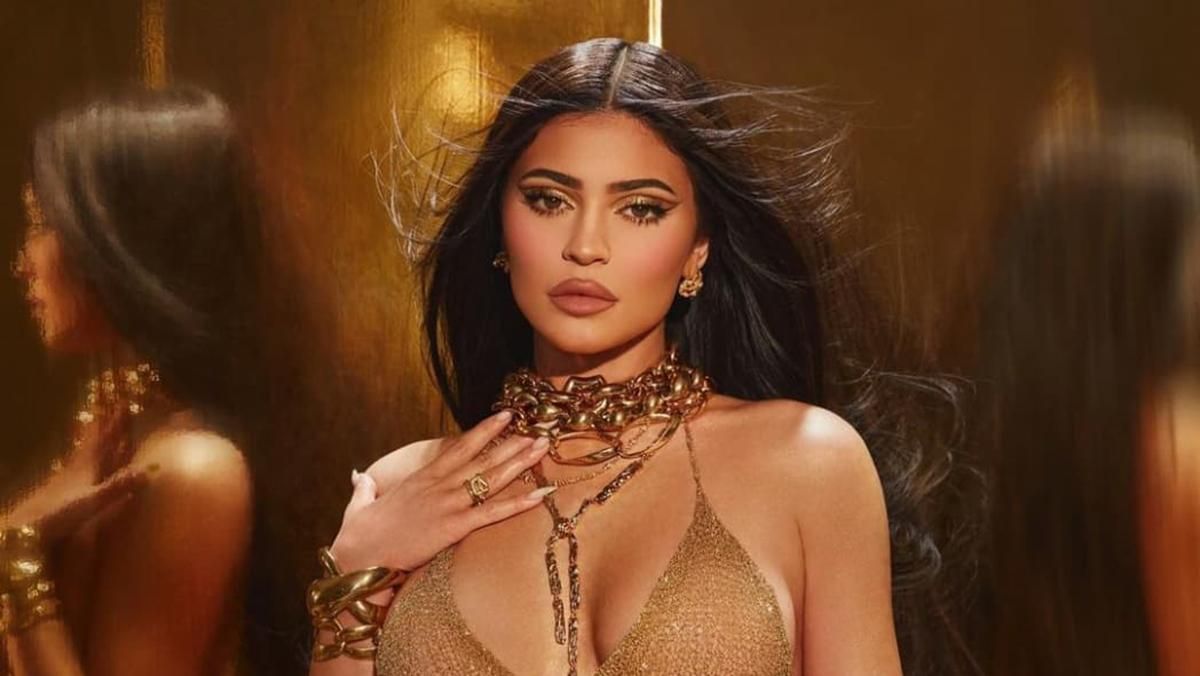 Епатажні образи Кайлі Дженнер Епатажні образи Кайлі Дженнер