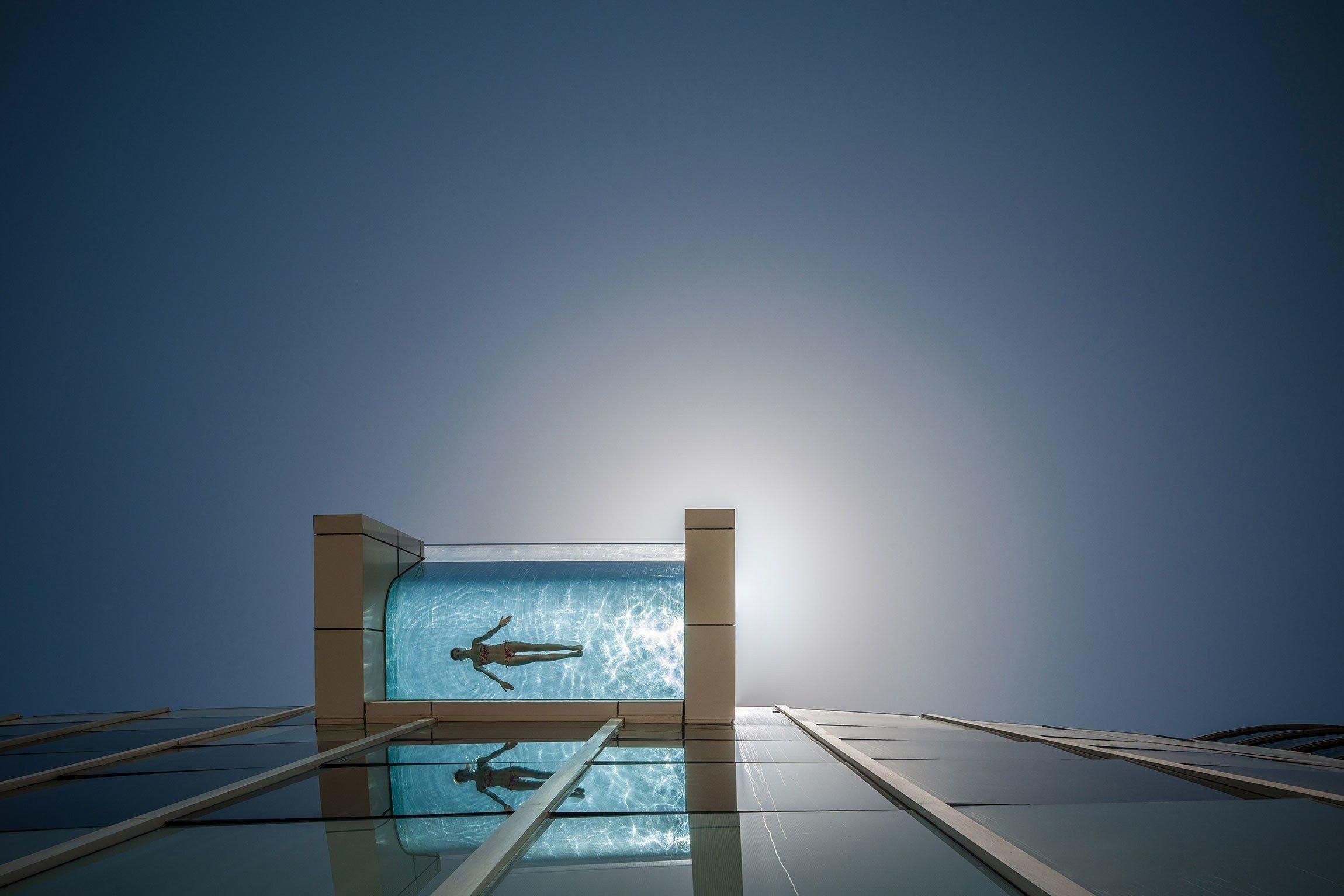 Сміливі та екстравагантні: сучасні басейни-рекордсмени - Дизайн 24