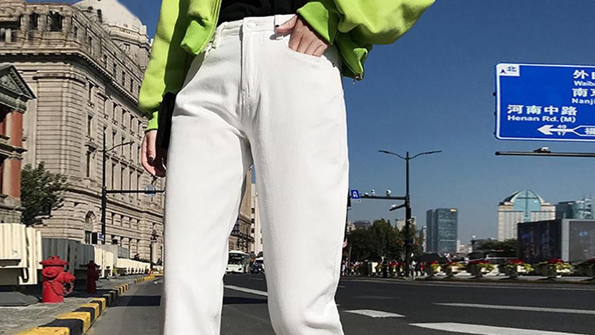 Як носити білі штани цього літа: стильні приклади