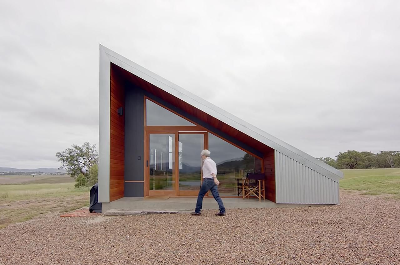 40 квадратов, используемых на максимум: как выглядит крошечный дом из переработанных материалов - Дизайн 24