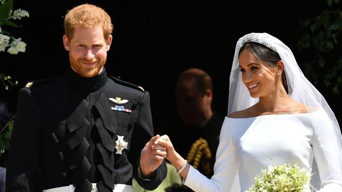 Меган Маркл и Кейт Миддлтон стали самыми красивыми невестами десятилетия: рейтинг платьев Меган Маркл и Кейт Миддлтон стали самыми красивыми невестами десятилетия: рейтинг платьев