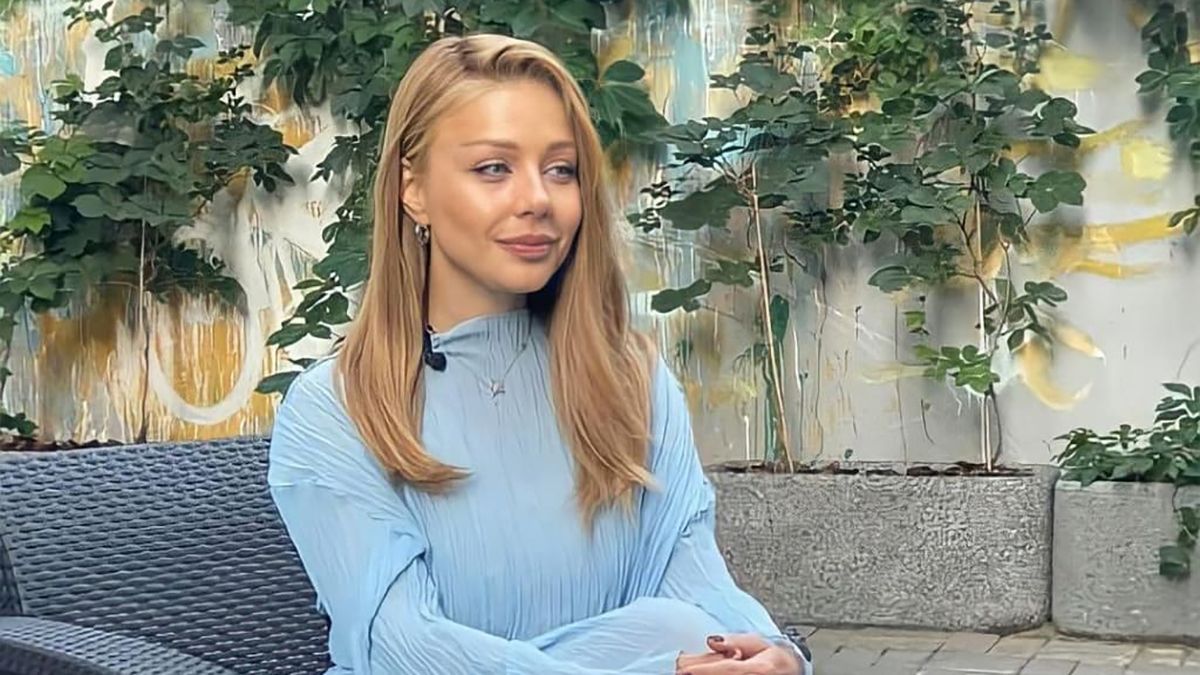 Тіна Кароль зачарувала мережу у бездоганному голубому костюмі: яскраве фото - Fashion Тіна Кароль зачарувала мережу у бездоганному голубому костюмі: яскраве фото - Fashion