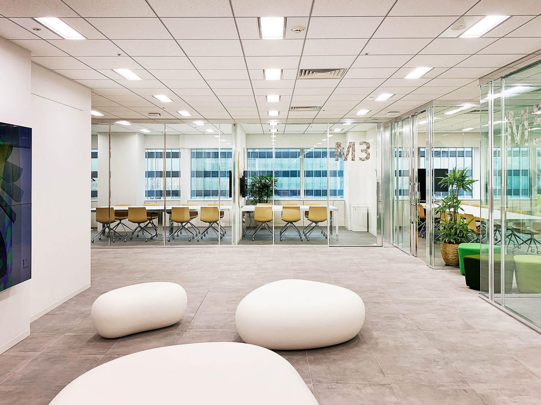 Антибактериальные поверхности и восточная эстетика: офис, который учитывает современные реалии - Дизайн 24 Антибактериальные поверхности и восточная эстетика: офис, который учитывает современные реалии - Дизайн 24