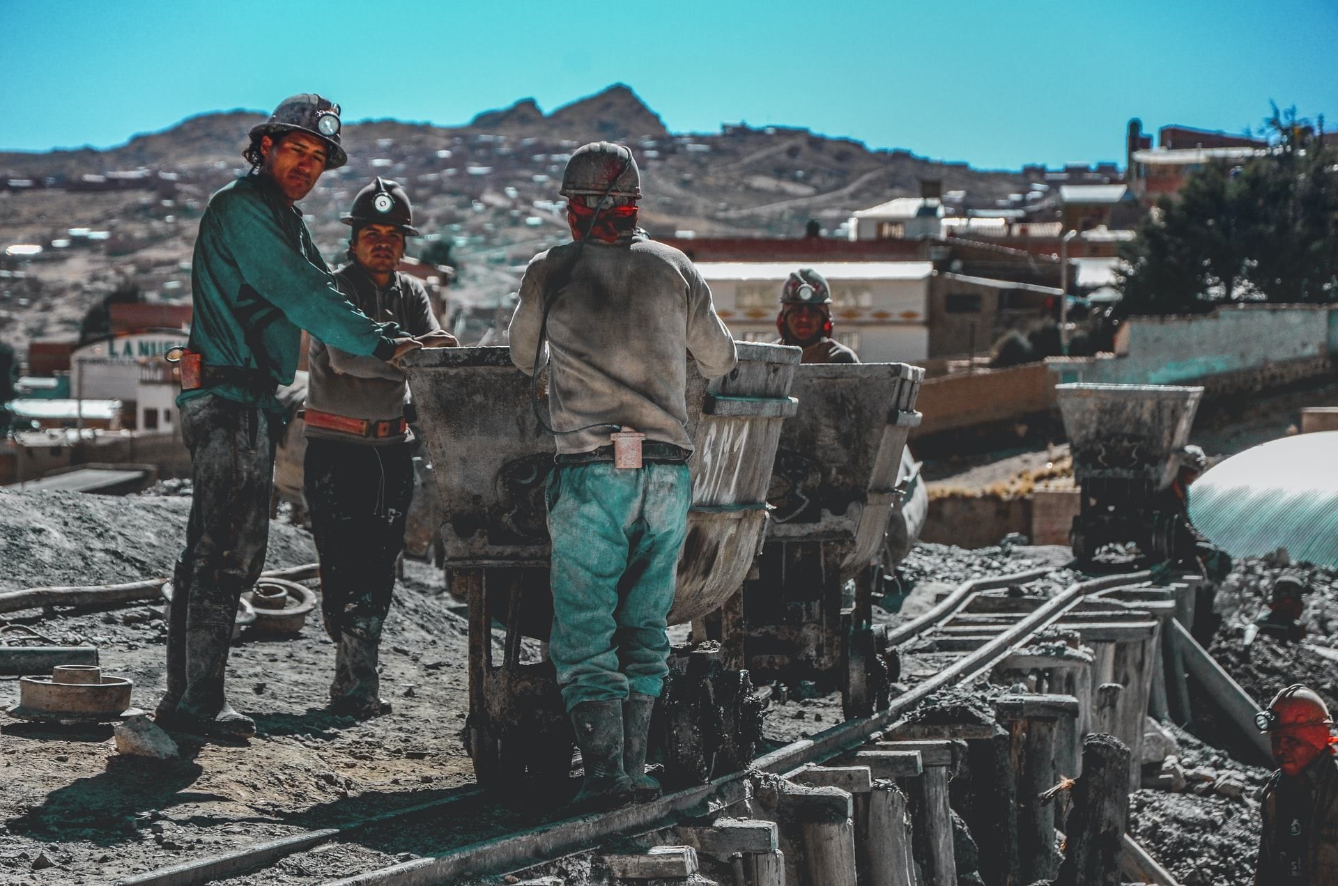 Картинки з Днем шахтаря 2021: привітання з професійним святом